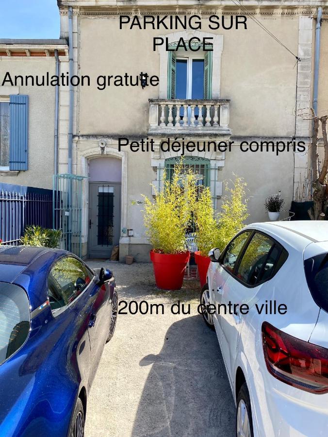 Cote Court Bed & Breakfast LʼIsle-sur-la-Sorgue Eksteriør bilde